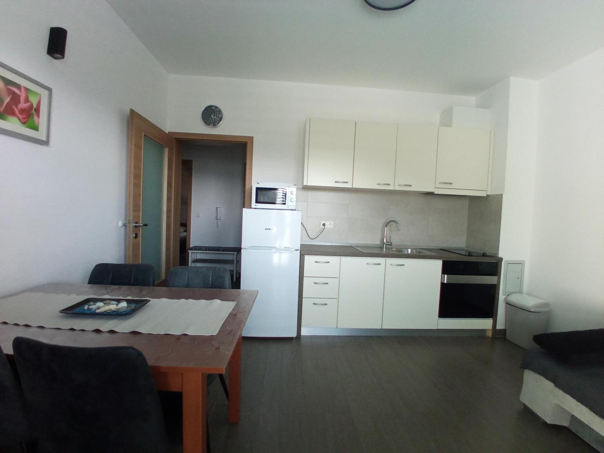 Villa Luce Apartment House Карлобаг Екстер'єр фото